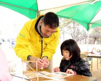 「紙ぶるる」と「ストローハウス」