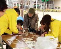 「紙ぶるる」と「ストローハウス」